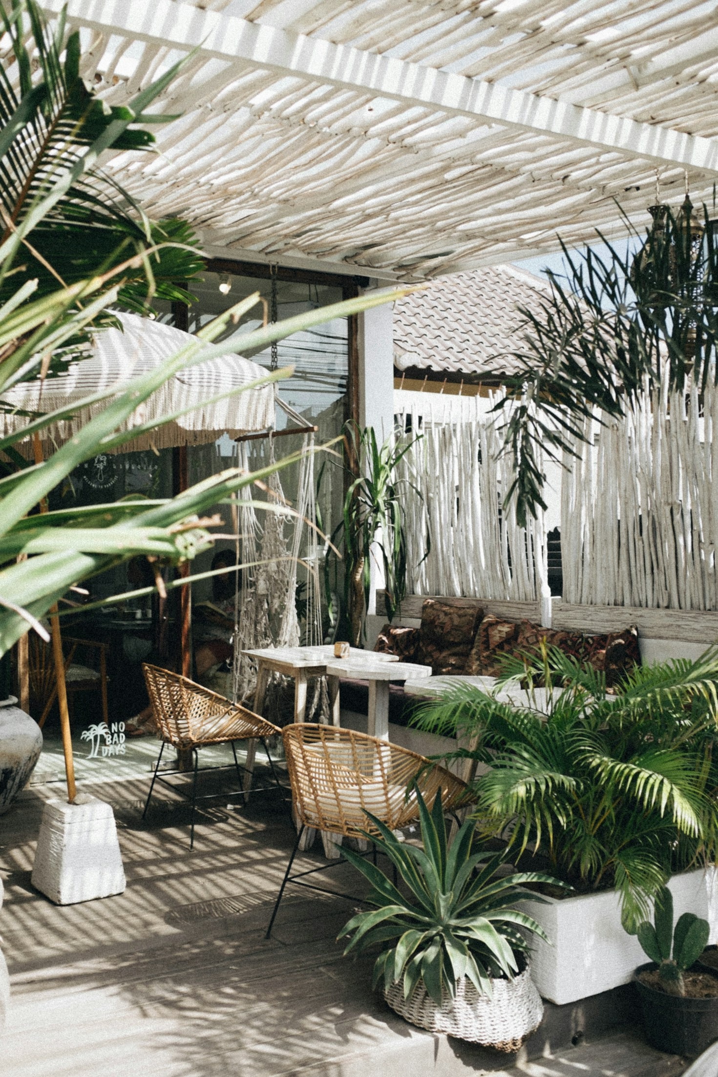 The Unruffled Way to Outdoor Elegance